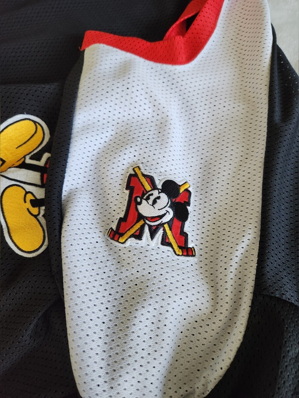🐭 Vintage Disney Mickey Mouse Hockey Jersey by GENUS - Picture 6 of 11